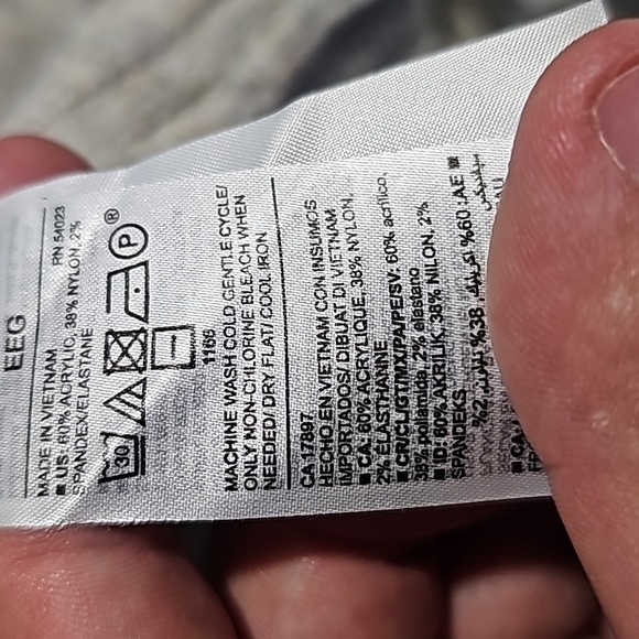 Old Navy gray XXL crew neck sweater - Picture 6 of 6